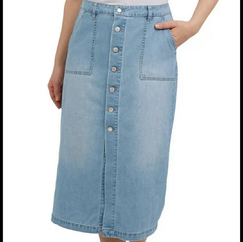 Wrangler Women's Denim Midi Skirt. Size: 6